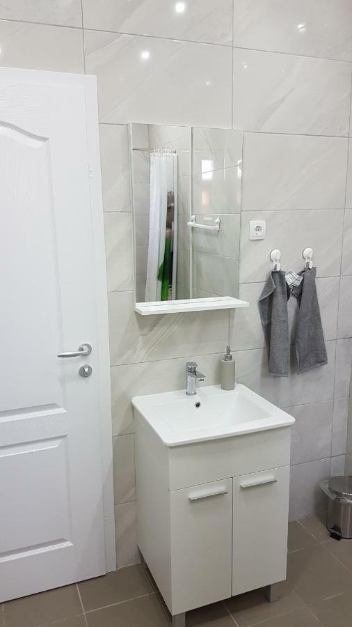 Marko Airport Rooms Velika Gorica Esterno foto