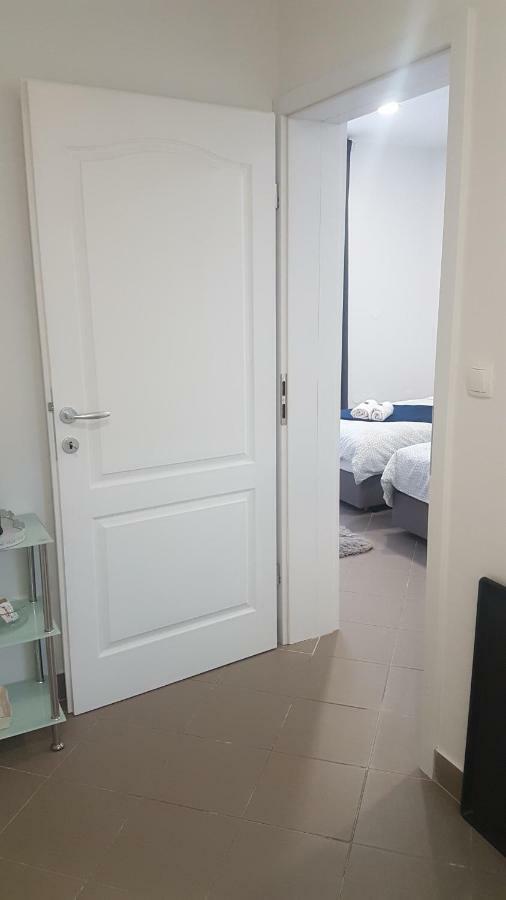 Marko Airport Rooms Velika Gorica Esterno foto