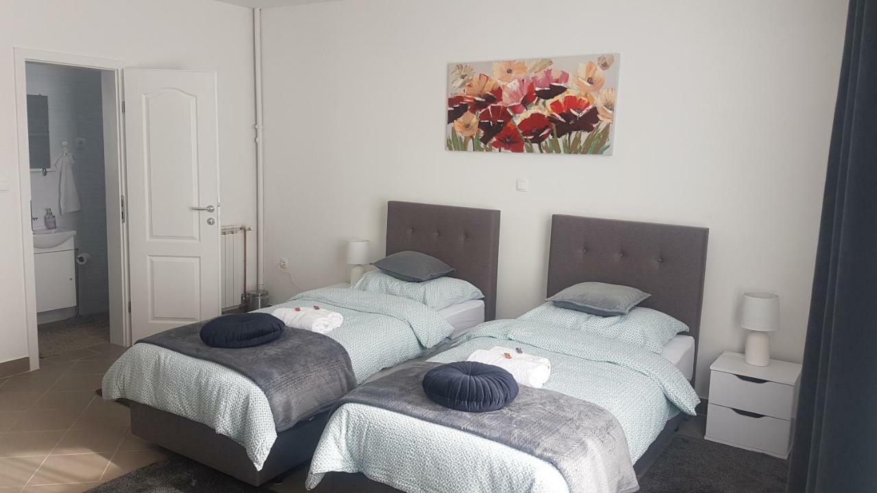 Marko Airport Rooms Velika Gorica Esterno foto